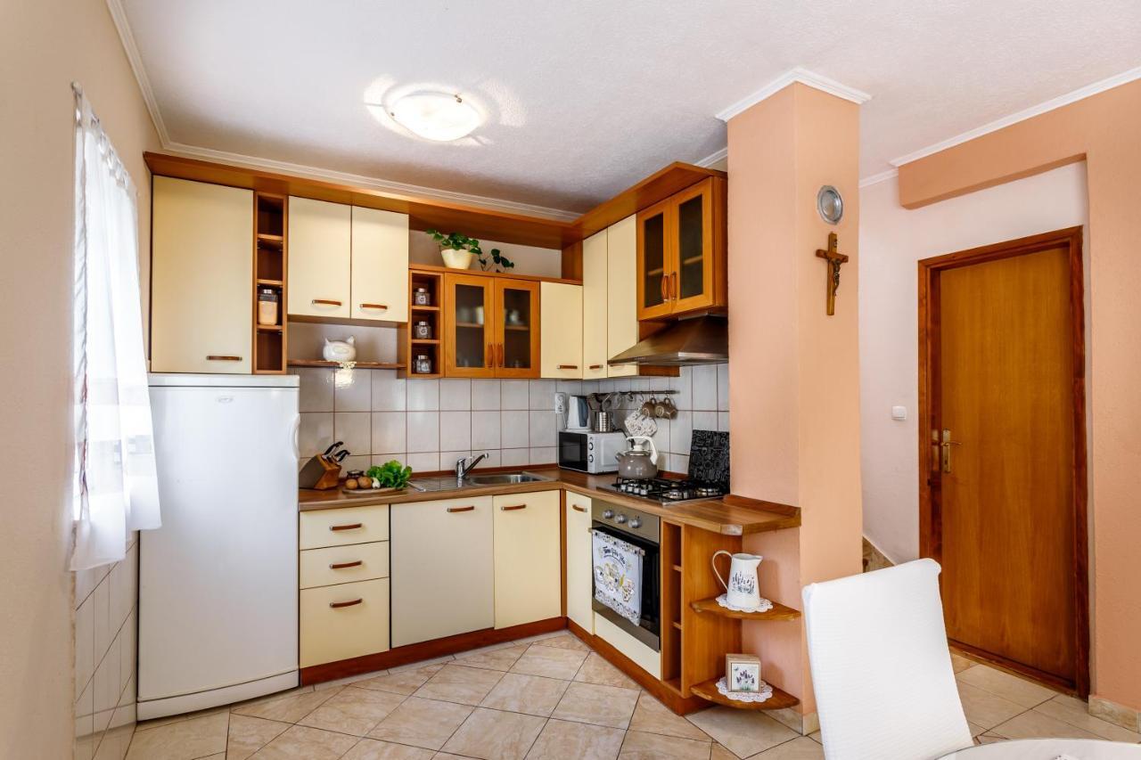 Holiday Home Memories And Joy Imotski Exterior photo