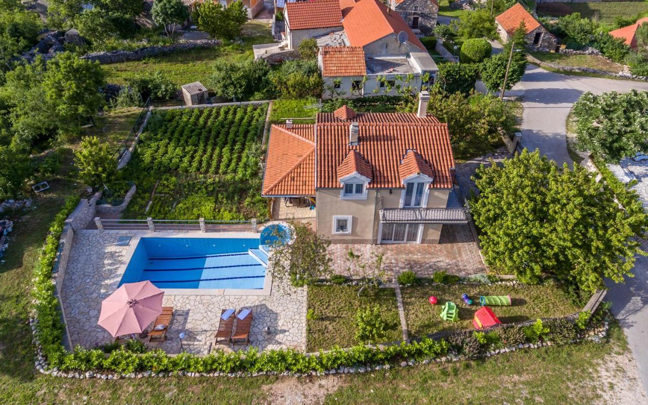 Holiday Home Memories And Joy Imotski Exterior photo